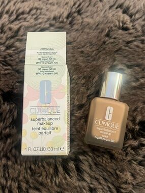 Clinique Superbalanced Makeup by Clinique, 1oz Foundation - WN 13 Cream